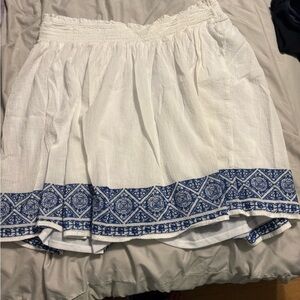 Old Navy White Skirt with Blue embroidered edge